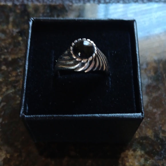 Vintage Onyx Spiral Ring Sterling Silver - Picture 2 of 6